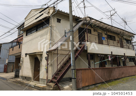 日本の古い集合住宅 日本の古い集合住宅 104501453