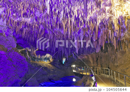 【おきなわワールド 玉泉洞】 沖縄県南城市玉城前川 104505644