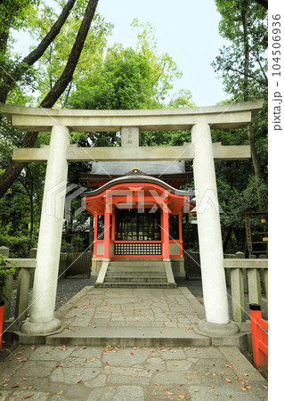 京都　国宝八坂神社（疫神社） 104506936