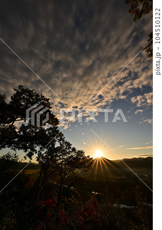 王地山展望台からの朝日 王地山展望台からの朝日 104510122