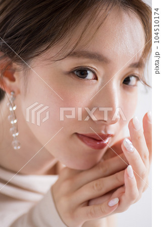 ビューティー　女性のポートレート 104510174