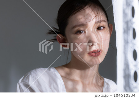 ビューティー　女性のポートレート　 104510534