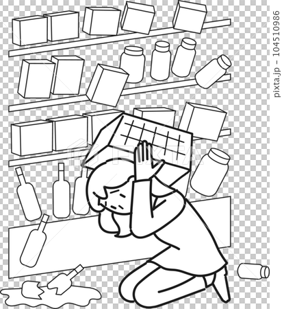 買い物中に地震が起きてカゴで落下物から頭を守る女性 買い物中に地震が起きてカゴで落下物から頭を守る女性 104510986