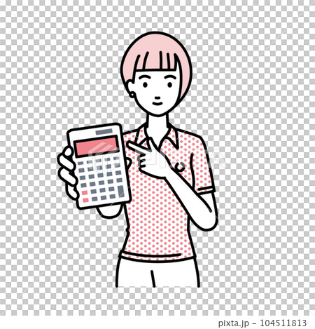 立って電卓を指差してこちらに向けて見せているポロシャツの女性 104511813