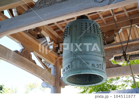 大阪 泉佐野 慈眼院 鐘楼(初夏) 大阪 泉佐野 慈眼院 鐘楼(初夏) 104511877