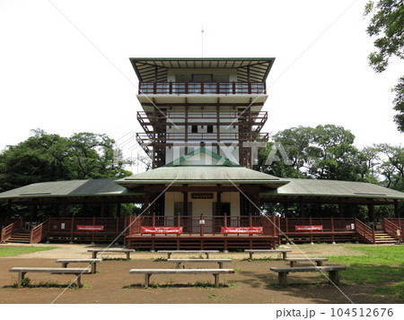 川崎市の生田緑地にある枡形山展望台 川崎市の生田緑地にある枡形山展望台 104512676