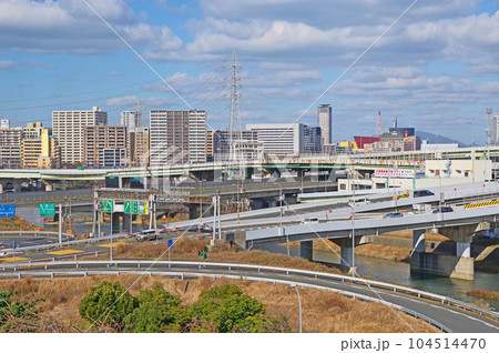 小倉市街地と都市高速インターチェンジ付近の風景 小倉市街地と都市高速インターチェンジ付近の風景 104514470