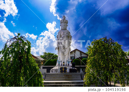 平和大観音像 石神井公園と接する三宝寺(東京都練馬区) 平和大観音像 石神井公園と接する三宝寺(東京都練馬区) 104519198