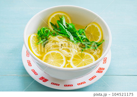 冷やしレモンラーメン 冷やしレモンラーメン 104521175