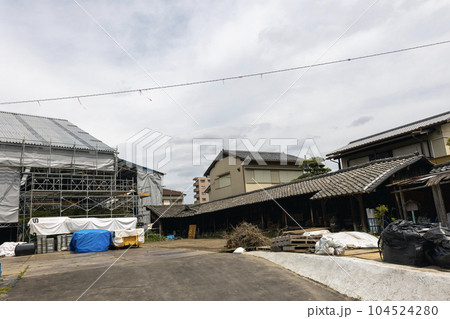 修繕工事中の旧西尾家住宅［吹田文化創造交流館］（2023年4月29日撮影） 104524280