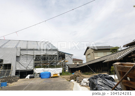修繕工事中の旧西尾家住宅［吹田文化創造交流館］（2023年4月29日撮影） 104524281