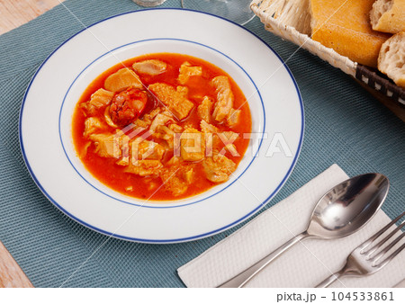 Stewed veal tripe, spanish Callos de ternera Stewed veal tripe, spanish Callos de ternera 104533861