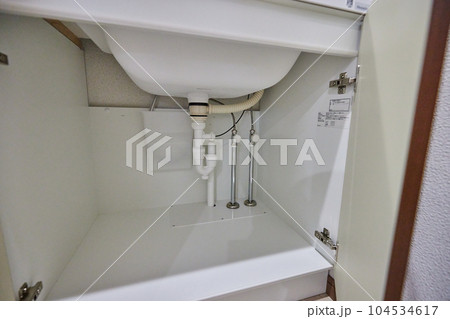 配管イメージ　手洗い　水栓　住宅 104534617