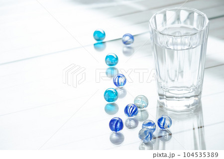 水分補給のイメージ背景 104535389