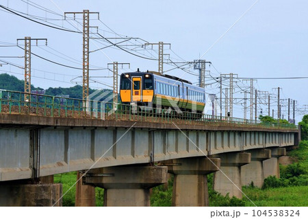 【JR西日本】キハ187系「スーパーまつかぜ」（山陰本線：東山公園〜伯耆大山） 104538324