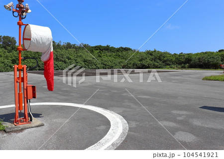 パナリ島(新城島)の港 ヘリポート パナリ島(新城島)の港 ヘリポート 104541921