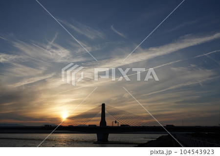 ツゥインクル揖斐川橋　揖斐川　橋　橋脚 104543923