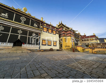 中国雲南省シャングリラ市・ソンツェリン寺 / Songzanlin Monastery, China 中国雲南省シャングリラ市・ソンツェリン寺 / Songzanlin Monastery, China 104545004