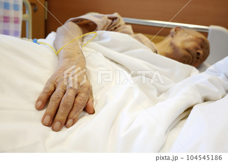 入院患者 入院患者 104545186