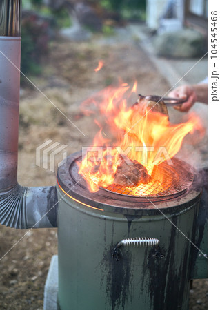 バーベキュー 104545468