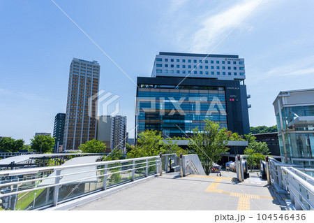 熊本駅　熊本駅白川口（東口）駅前広場から観える風景(熊本市) 104546436