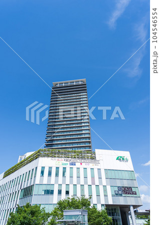 熊本駅 青い空を背景に熊本駅白川口(東口)駅前広場から観える風景(熊本市) 熊本駅 青い空を背景に熊本駅白川口(東口)駅前広場から観える風景(熊本市) 104546554