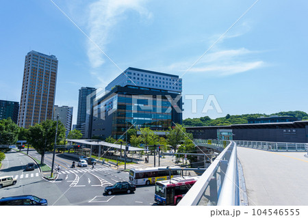 熊本駅　熊本駅白川口（東口）駅前広場から観える風景(熊本市) 104546555