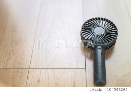 熱中症対策手持ち扇風機 熱中症対策手持ち扇風機 104548262