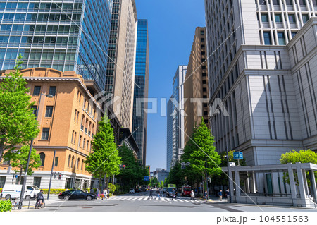 《東京都》丸の内オフィス街・都市風景 104551563
