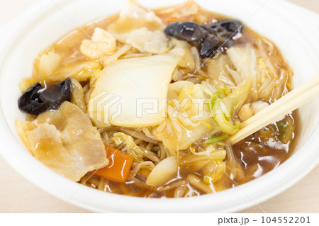 美味しい五目あんかけ焼そば 104552201