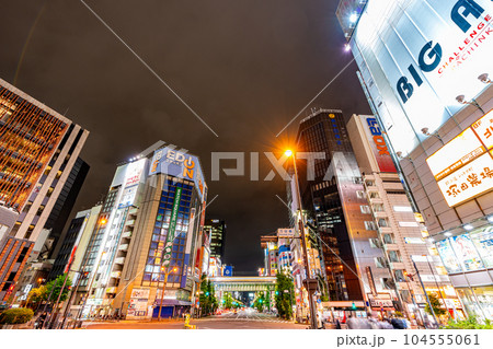 東京駅 千代田区 午後 都心 夜景 オフィス街 高層ビル 丸の内 新丸の内 ビル タクシー 鉄道 東京駅 千代田区 午後 都心 夜景 オフィス街 高層ビル 丸の内 新丸の内 ビル タクシー 鉄道 104555061