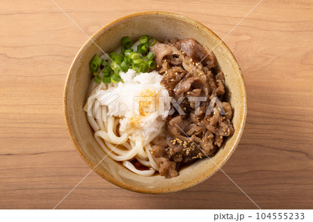 鬼おろし肉ぶっかけうどん 104555233