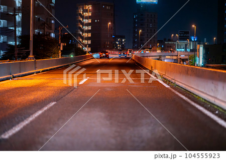 日光街道 国道 国道4号線 午後 深夜 夜 東京 速度 道路 街灯 走行中 一般道 日光街道 国道 国道4号線 午後 深夜 夜 東京 速度 道路 街灯 走行中 一般道 104555923