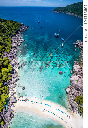 Aerial view of Koh Nang Yuan island in koh Tao, Thailand Aerial view of Koh Nang Yuan island in koh Tao, Thailand 104558667