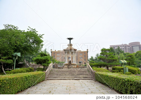 《愛知県》名古屋市鶴舞公園 噴水塔 《愛知県》名古屋市鶴舞公園 噴水塔 104568024