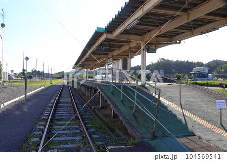 東日本大震災 震災遺構 旧野蒜駅跡(東松島市震災復興伝承館) 東日本大震災 震災遺構 旧野蒜駅跡(東松島市震災復興伝承館) 104569541