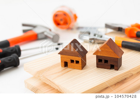 工具セットと家 104570428