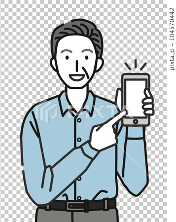 顯示智能手機的老人 顯示智能手機的老人 104570442