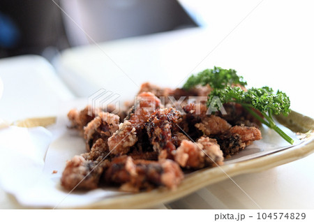 沼津 タコのから揚げ 沼津 タコのから揚げ 104574829