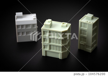 複数のビル（ブラック企業イメージ） 104576200