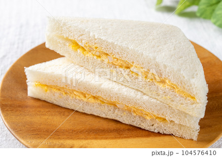 たまごサンド　三角サンドウィッチ 104576410