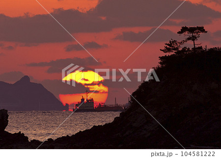 夕暮の加茂島_7 104581222