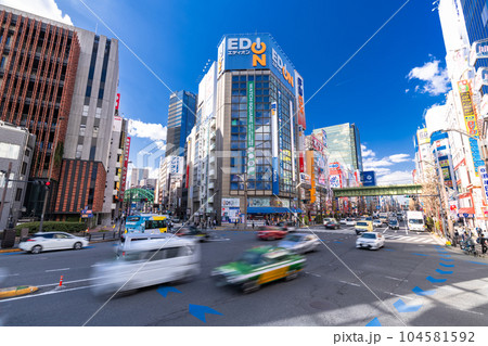 《東京都》秋葉原電気街・都市風景 104581592