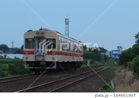 有終の美を飾り疾走する関東鉄道キハ310形気動車_2023/6/24撮影 有終の美を飾り疾走する関東鉄道キハ310形気動車_2023/6/24撮影 104601907