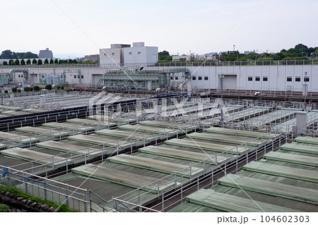 多摩川上流水再生センターの沈殿池 多摩川上流水再生センターの沈殿池 104602303