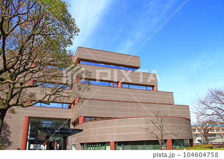名古屋市、愛知県図書館の風景 104604758