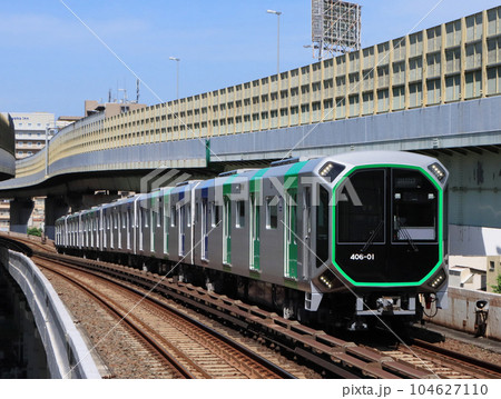 大阪メトロ中央線の400系電車 104627110