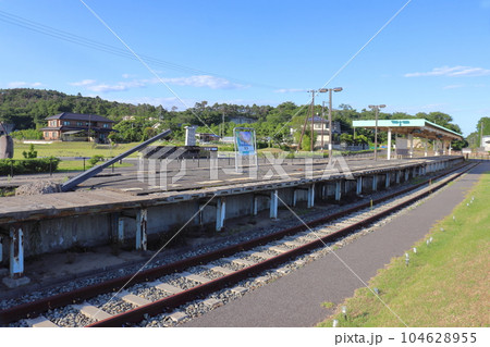 東日本大震災 震災遺構 旧野蒜駅跡(東松島市震災復興伝承館) 東日本大震災 震災遺構 旧野蒜駅跡(東松島市震災復興伝承館) 104628955
