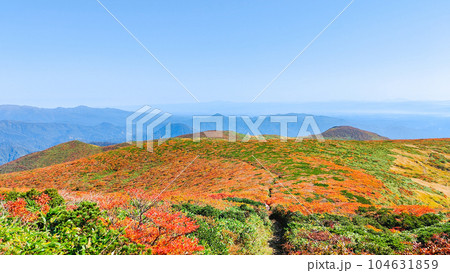 秋の栗駒山登山（産沼コース） 104631859