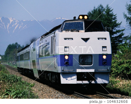 懐かしい北海道の列車　キハ183特急とかち 104632608